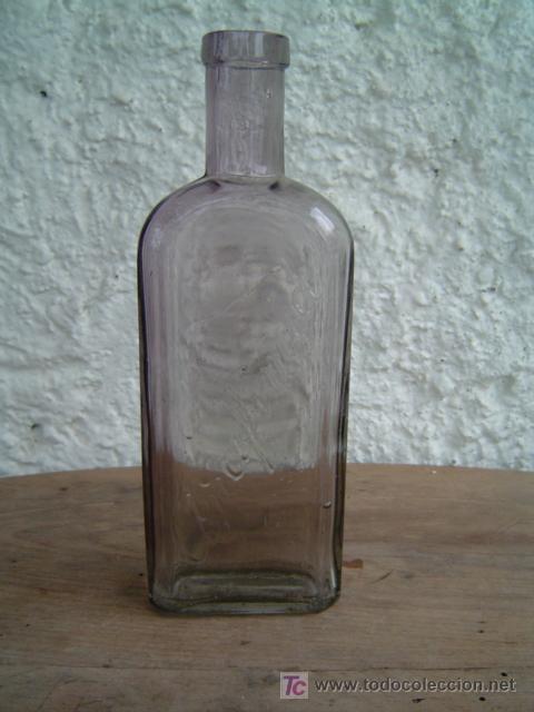 Botellas antiguas: BOTELLA DE ANAFIMIA LETRAS EN RELIEVE - Foto 1