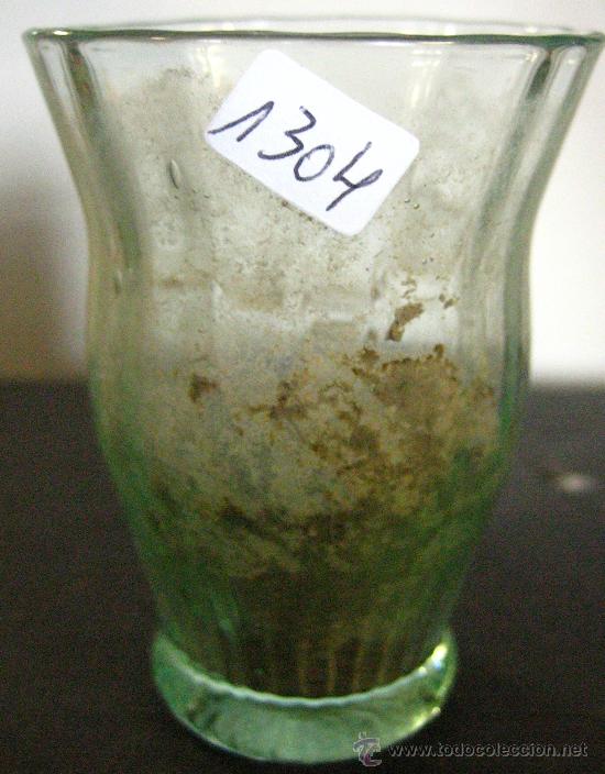 Botellas antiguas: vaso verde de 5.7 cms de alto - Foto 1