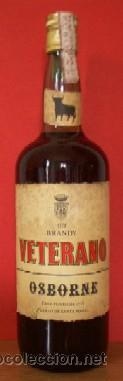 Botellas antiguas: ANTIGUA BOTELLA DE BRANDY VETERANO - Foto 1
