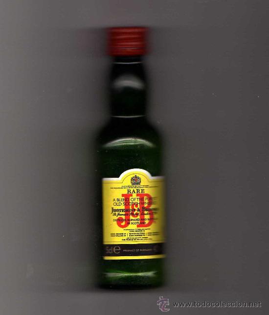 Botellas antiguas: BOTELL&Iacute;N DE PL&Aacute;STICO VAC&Iacute;O DE WHISKY J & B (5CL.) - Foto 1