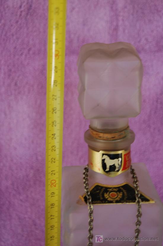 Botellas antiguas: BOTELLA CRISTAL VACIA CABALLO BLANCO - Foto 2