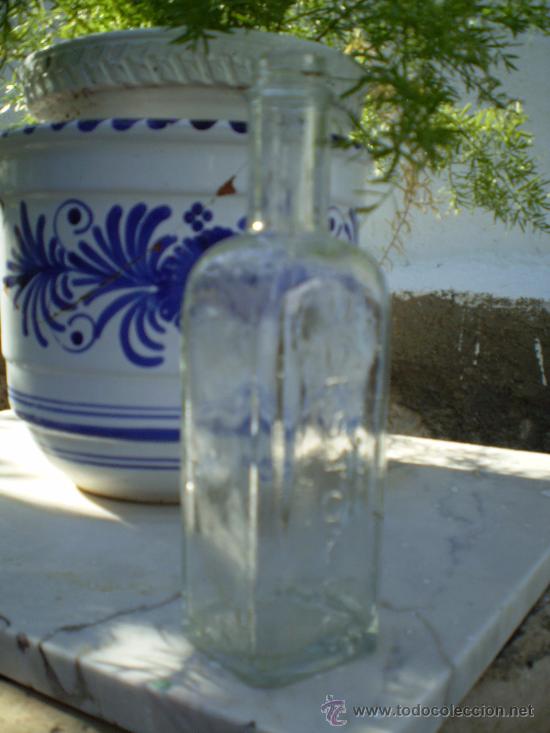 Botellas antiguas: ANTIGUO FRASCO DE DIGESTONICO. - Foto 1