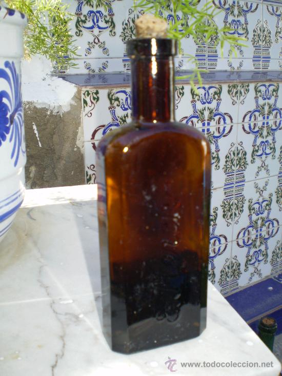 Botellas antiguas: FRASCO DE LABORATORIOS E. MERCK - Foto 1
