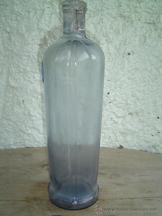 Botellas antiguas: BOTELLA MONTPLET LETRAS EN RELIEVE - Foto 2