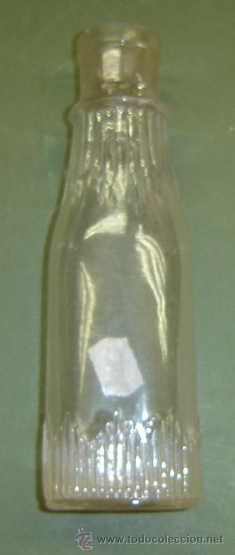 Botellas antiguas: BOTELLA ANTIGUA DE JARABE medida 6*19 cms. - Foto 1