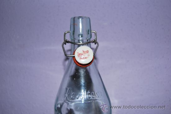 Botellas antiguas: BOTELLA DE CRISTAL REVOLTOSA - Foto 2