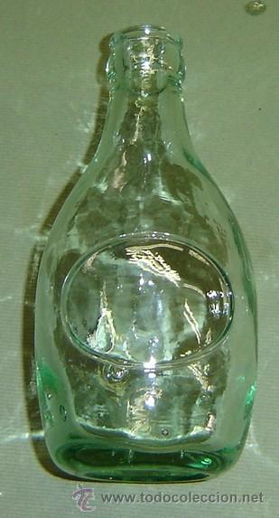 Botellas antiguas: BOTELLIN REFRESCO ANTIGUO medida 7,7*15,5 cms. - Foto 1