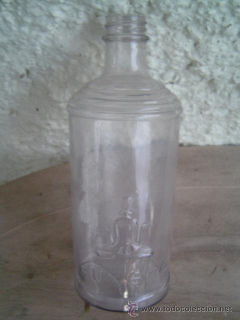 Botellas antiguas: BOTELLA EUGENE LETRAS EN RELIEVE - Foto 1