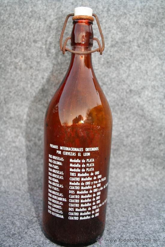Botellas antiguas: BOTELLA DE CERVEZAS EL LEON - Foto 2