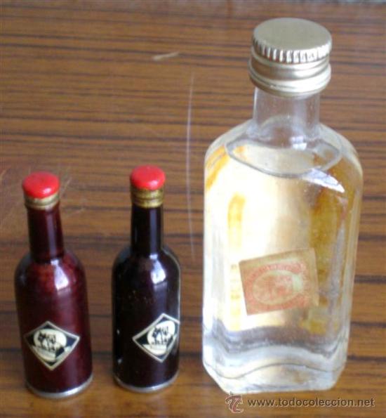 Botellas antiguas: TRES BOTELLAS de licor - Foto 2