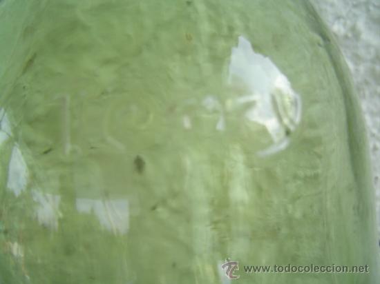 Botellas antiguas: BOTELLA DE TERRY RELIEVE - Foto 2