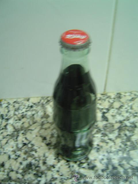 Botellas antiguas: BOTELLA COCA-COLA SERIGRAFIADA - Foto 2