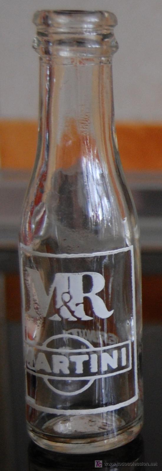 Botellas antiguas: BOTELLA  PEQUE&Ntilde;A DE MARTINI - Foto 1