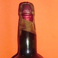 Botellas antiguas: BOTELLA DE VINO JEREZ VIEJO. BODEGAS M. GIL GALAN S.A. JEREZ DE LA FRONTERA, CÁDIZ. ESPAÑA.