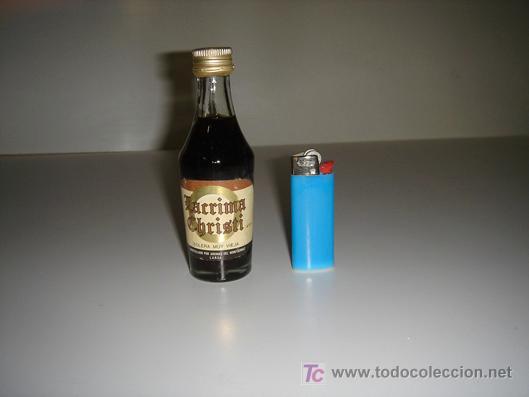 Botellas antiguas: Botella de licor larrima christi - Foto 1
