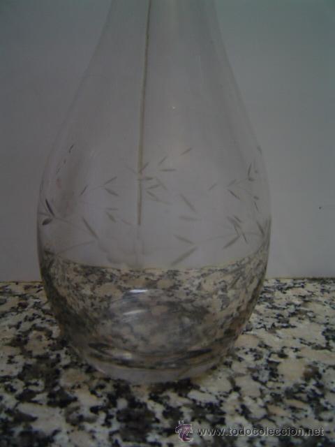 Botellas antiguas: BOTELLA CRISTAL TALLADO - Foto 3