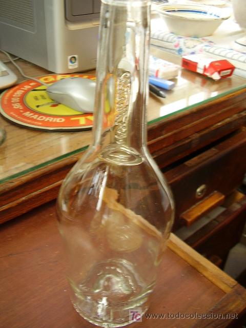 Botellas antiguas: Botella Cognac Martell - Foto 1