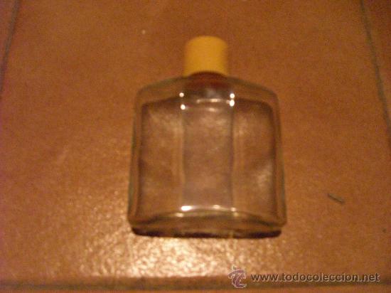 Alte Flaschen: Frasco de colonia Denenes (vac&iacute;o)