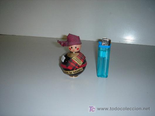 Botellas antiguas: ma&ntilde;ico botellin recuerdo de aragon - Foto 1