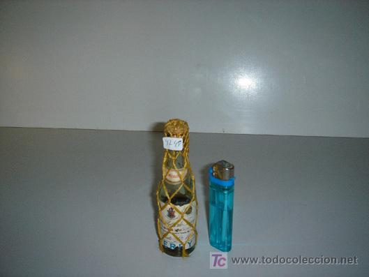 Botellas antiguas: botellin de licor antiguo - Foto 1