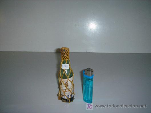 Botellas antiguas: botellin de licor antiguo - Foto 1