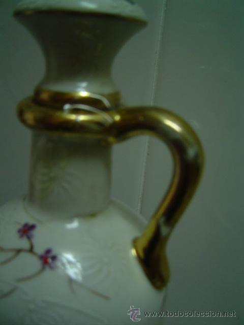 Botellas antiguas: BOTELLA CERAMICACO&Ntilde;AC Y ESCUDO - Foto 2
