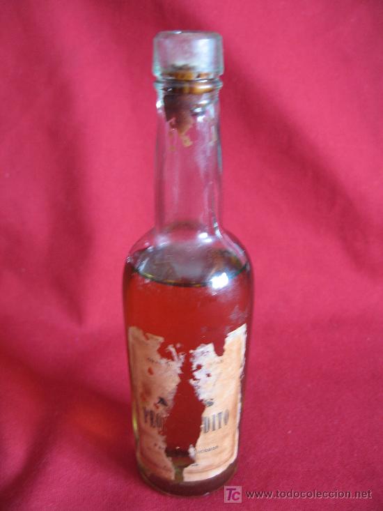 Botellas antiguas: BOTELLITA DE LICOR - Foto 1
