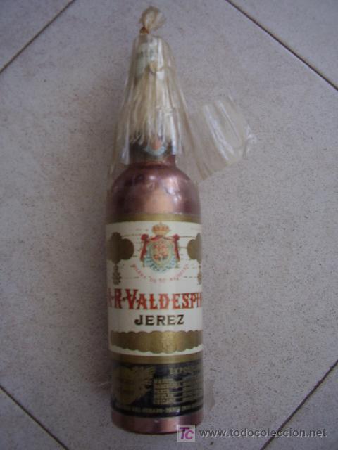 Botellas antiguas: Botella A.R.VALEDESPINO JEREZ - Foto 1