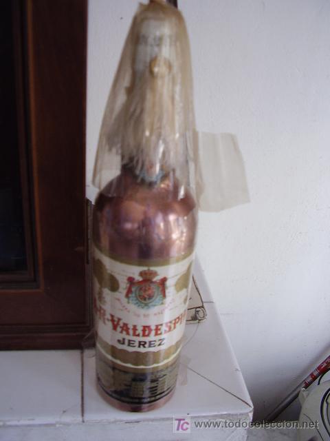 Botellas antiguas: Botella A.R.VALEDESPINO JEREZ - Foto 5