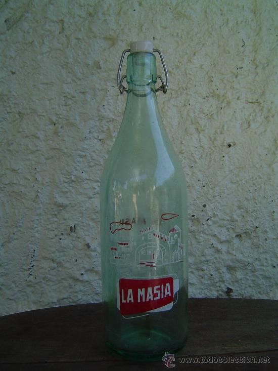 Botellas antiguas: BOTELLA GASEOSA LA MASIA - Foto 1