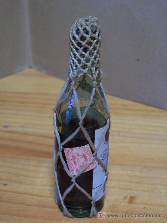 Botellas antiguas: BOTELLIN DE BRANDY VIEJO TERRY - Foto 2