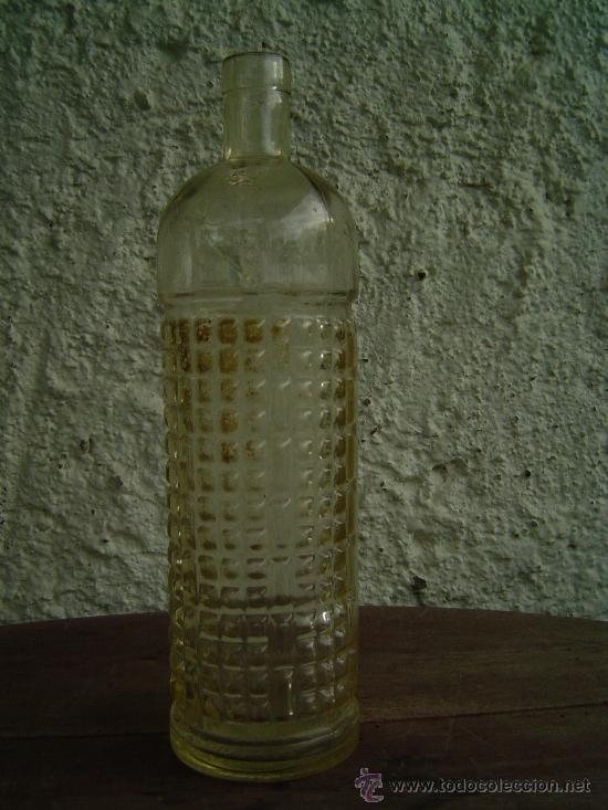 Botellas antiguas: BOTELLA PEDRO DOMECQ JEREZ LETRAS EN LA BASE - Foto 2
