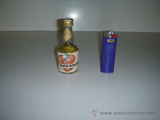 Botellas antiguas: botellin de crema de naranja - Foto 1