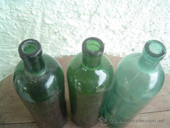 Botellas antiguas: 3 ANTIGUAS BOTELLAS DE LEJIA - Foto 3