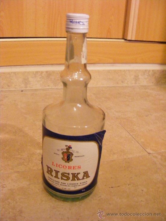 Botellas antiguas: Botella Licores Riska Menta - Foto 1