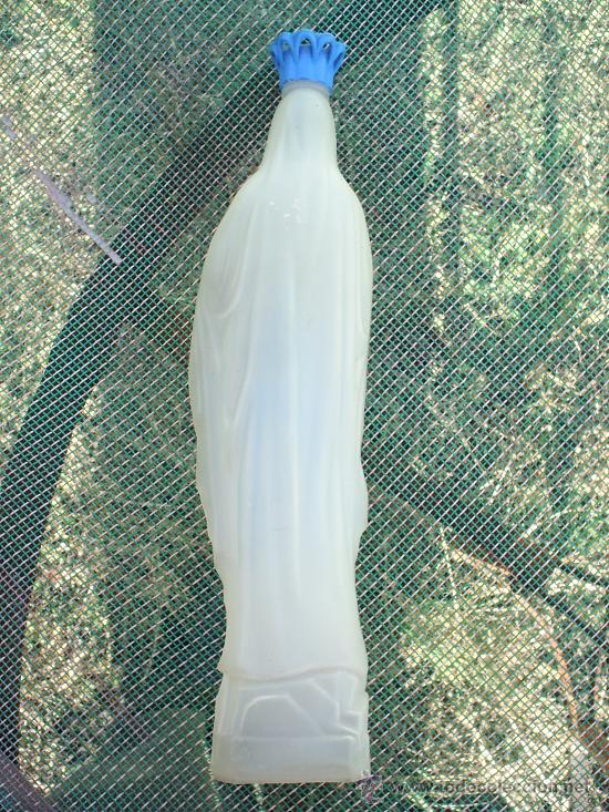 Botellas antiguas: botella de plastico de nuestra se&ntilde;ora de lourdes - Foto 2