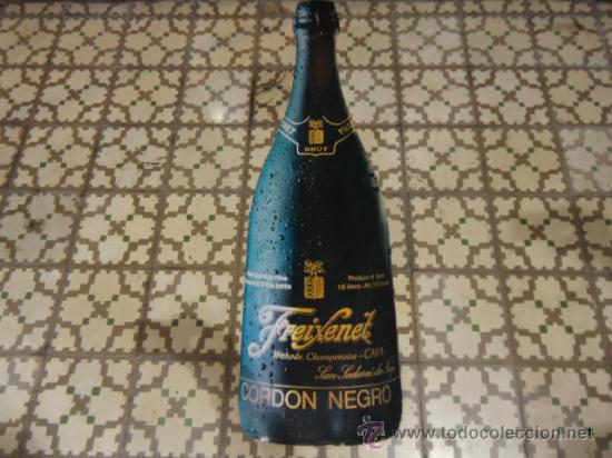Botellas antiguas: BOTELLA PUBLICDAD FREIXENET 135CM - Foto 1