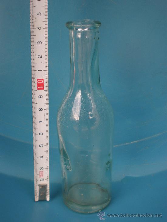 Botellas antiguas: Botella peque&ntilde;a 14,5 cm., de Cinzano - Foto 1