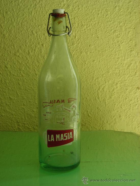 Botellas antiguas: BOTELLA GASEOSA LA MASIA - Foto 1