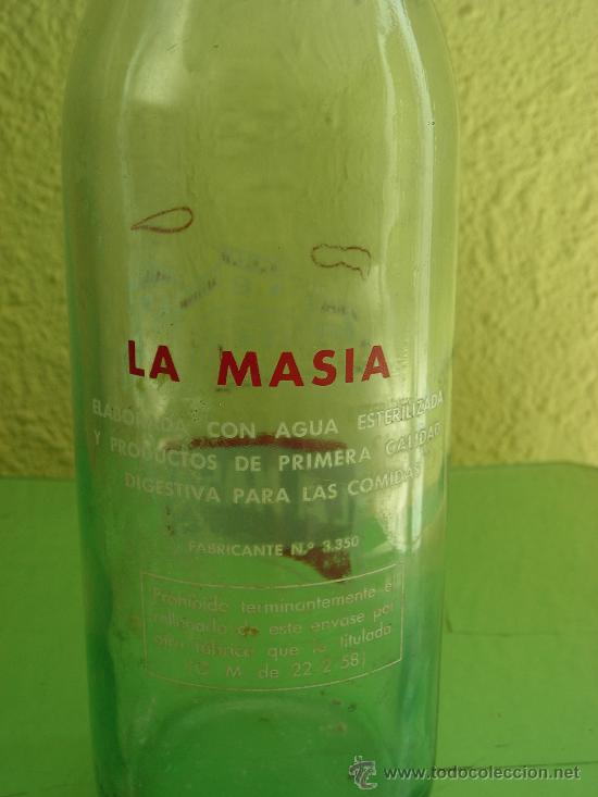 Botellas antiguas: BOTELLA GASEOSA LA MASIA - Foto 3