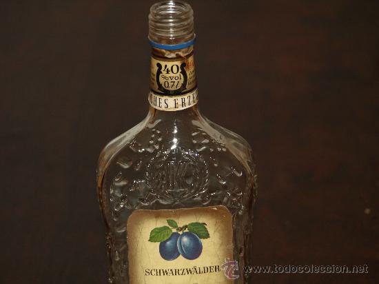 Botellas antiguas: BOTELLA LICOR DE CIRUELA ALEM&Aacute;N CON BONITOS RELIEVES - Foto 8