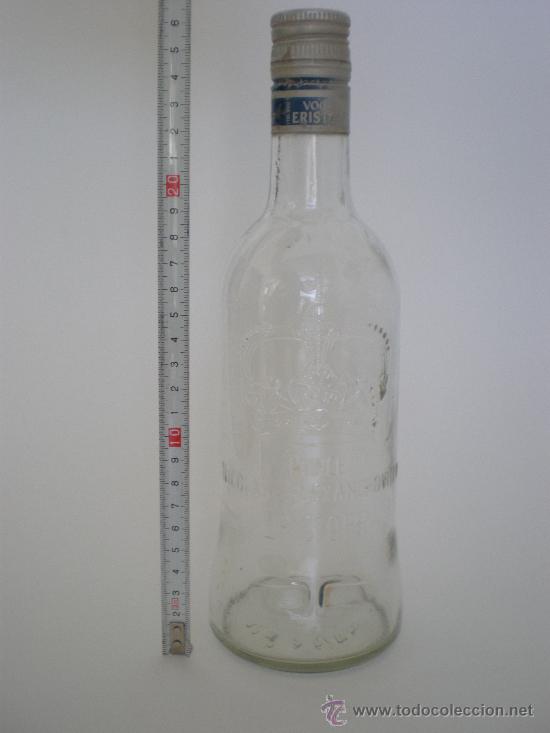 Botellas antiguas: Botella VODKA ERISTOFF, dibujos y letras en relieve - Foto 2