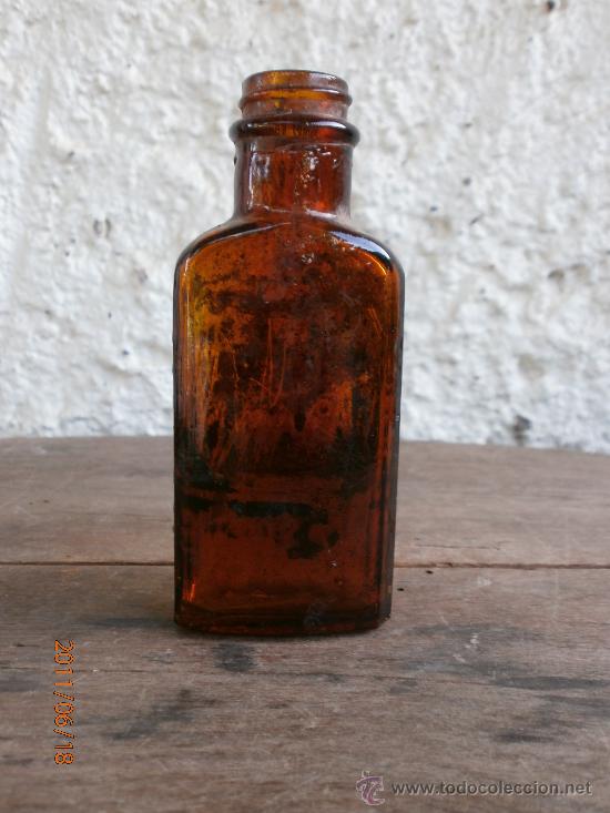 Botellas antiguas: BOTELLA NEKMULL LETRAS EN RELIEVE - Foto 2