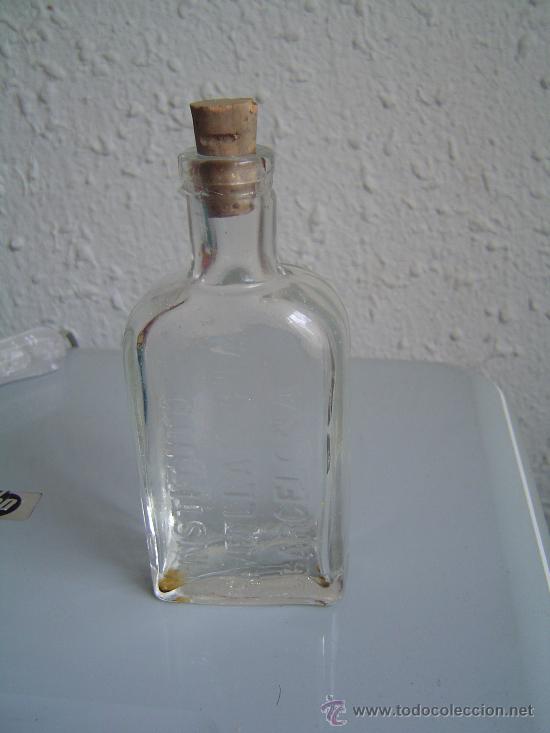 Botellas antiguas: Botella de farmacia . - Foto 1