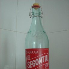 Botellas antiguas: BOTELLA DE GASEOSA SEGONTIA (SIGÜENZA, GUADALAJARA) - AÑOS 50. Lote 34865031