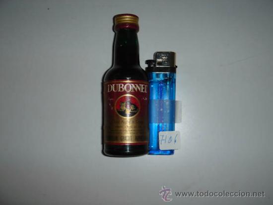 Botellas antiguas: Botell&iacute;n de DUBONNET. - Foto 1