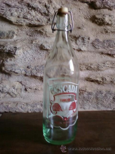 Botellas antiguas: BOTELLA DE GASEOSA CASCADA - Foto 1
