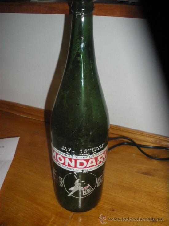 Botellas antiguas: AGUAS DE MONDARIZ. - Foto 1