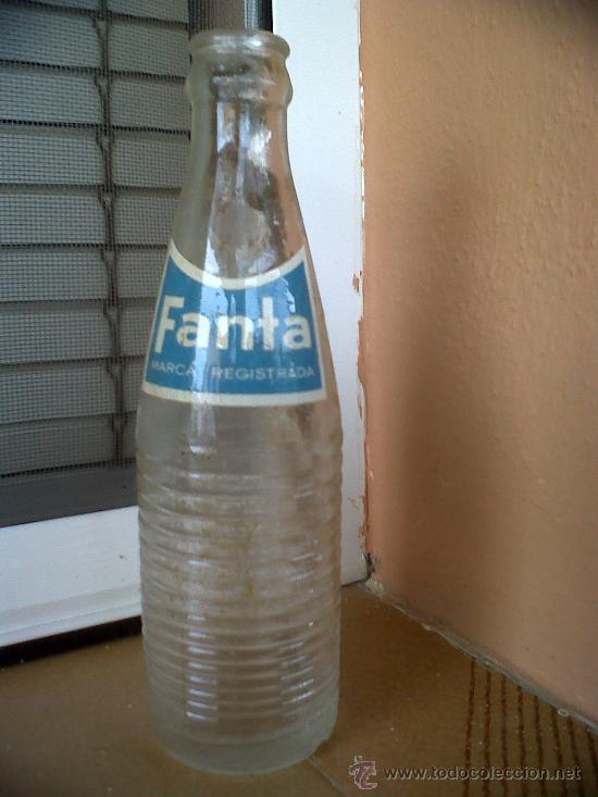Botellas antiguas: BOTELLA DE FANTA, PEQUE&Ntilde;A - Foto 1