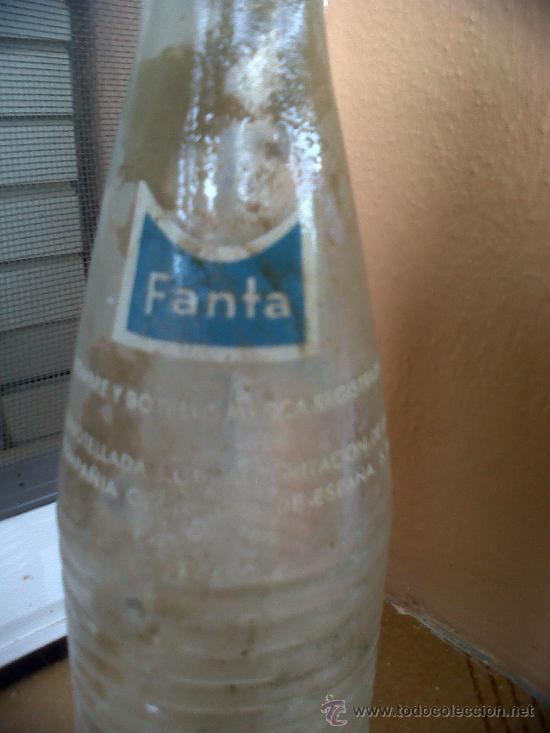 Botellas antiguas: BOTELLA DE FANTA, PEQUE&Ntilde;A - Foto 3